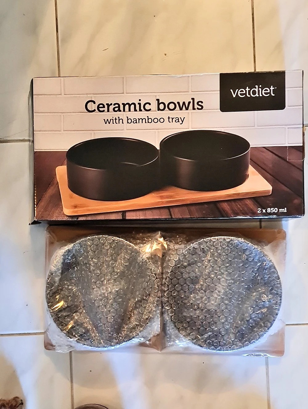 Ceramic bowls with bamboo tray Black NWT